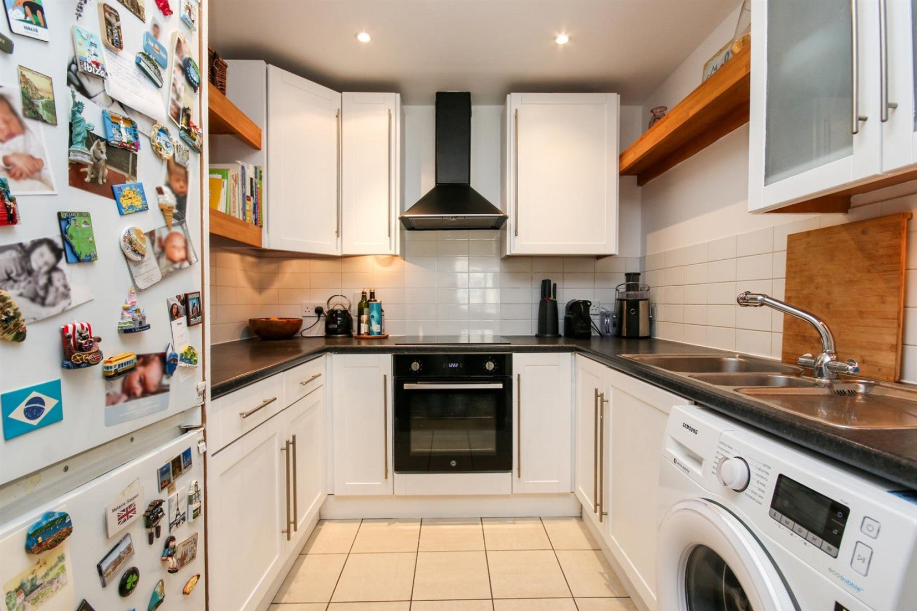 Flat Sussex Way in Greater London