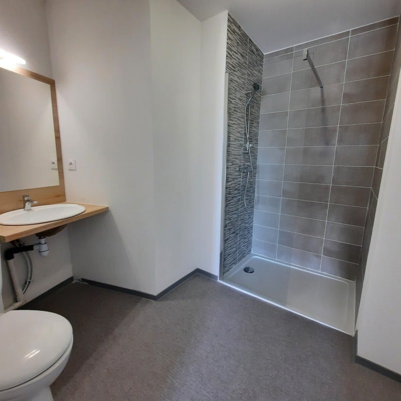 Appartement Route d'Avignon à Nîmes