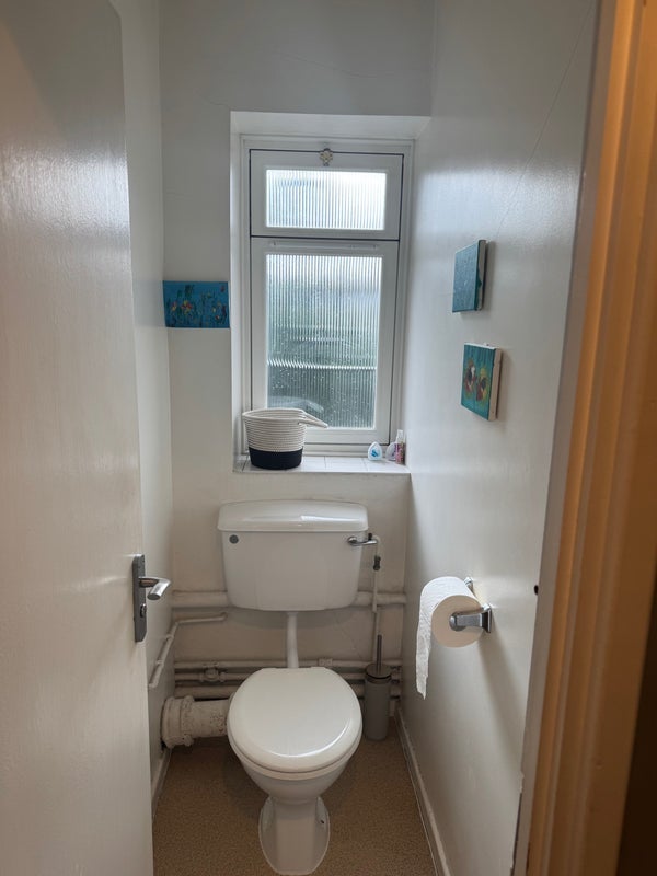 Flat Rosebery Avenue in Greater London