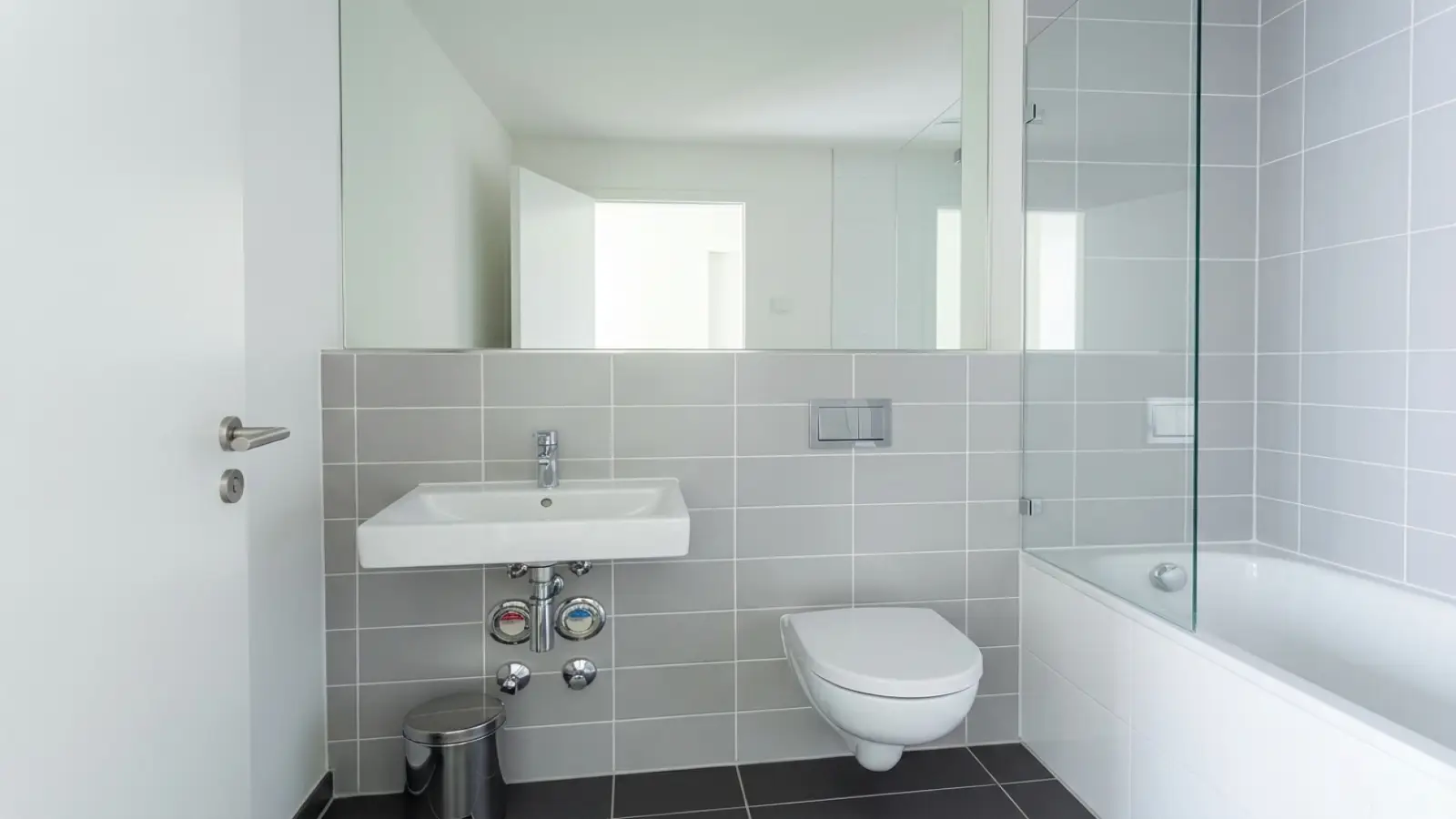 Wohnung Bernhard-Weiß-Straße in Berlin