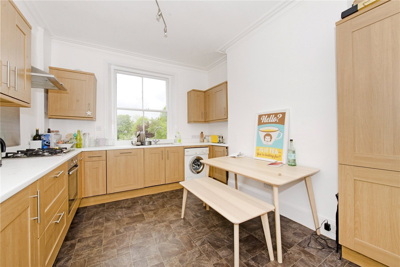 Flat Montpelier Grove in Greater London