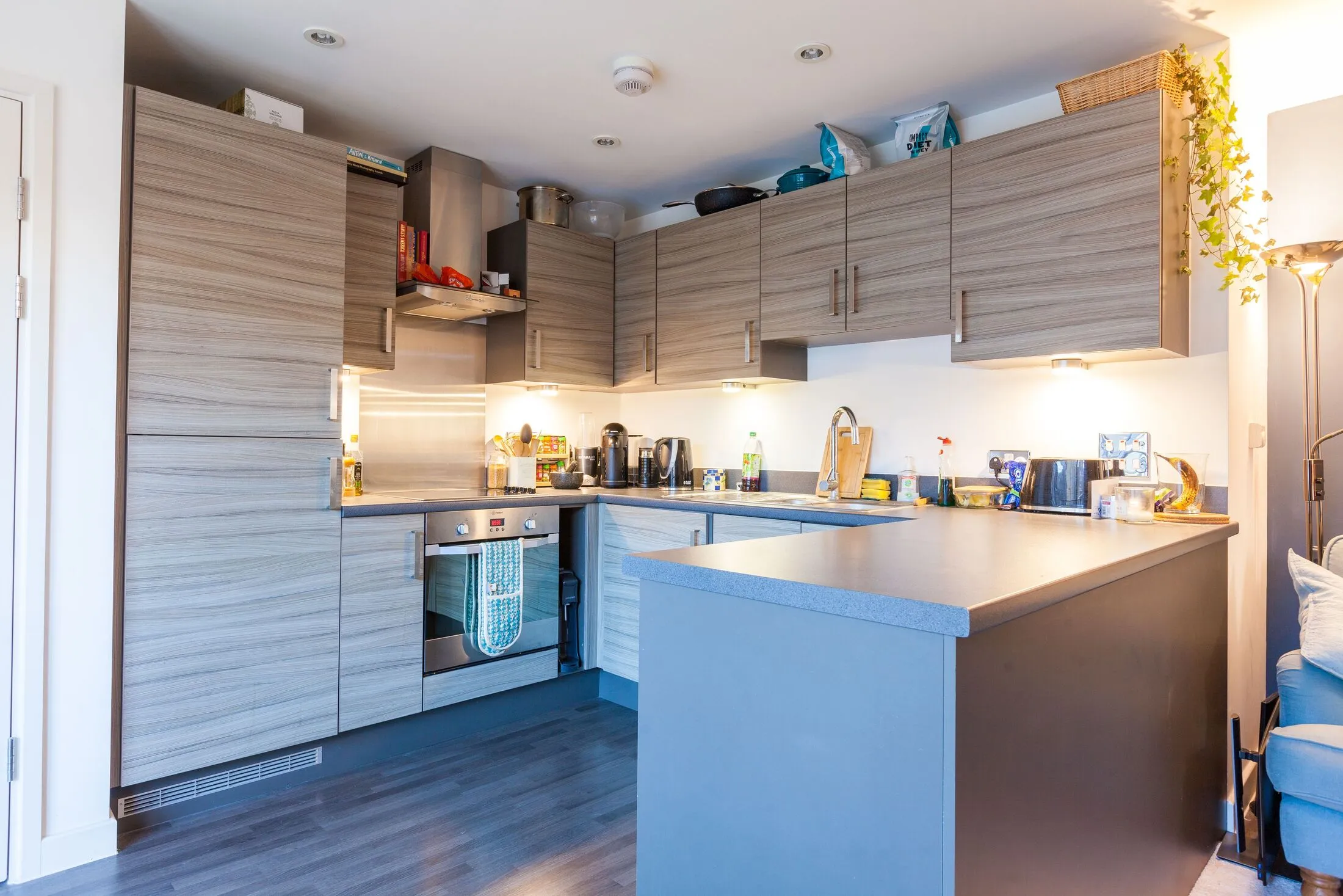 Flat Gee Street in Greater London