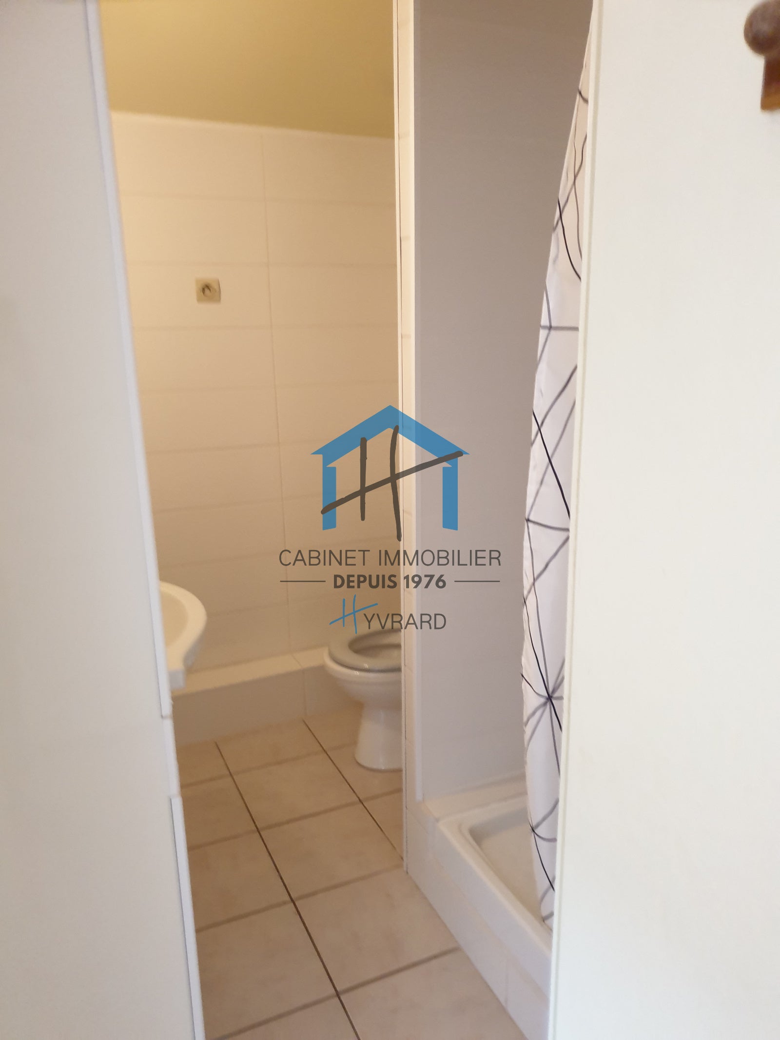 Appartement Place Neyrand-Thiollière à Lorette
