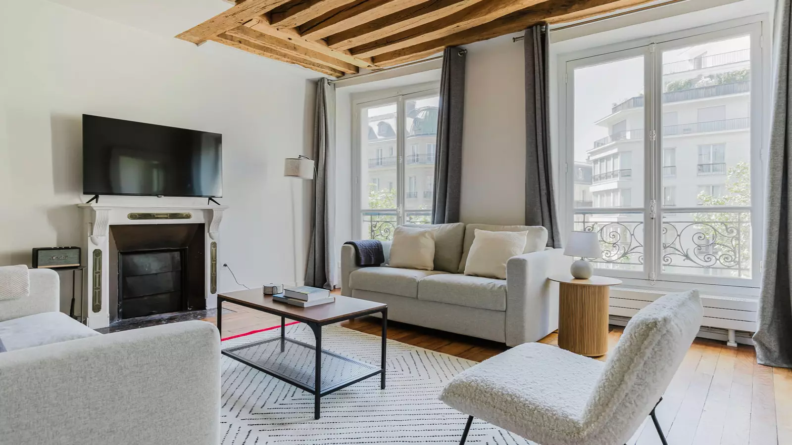 Appartement Rue Saint-Guillaume à Paris