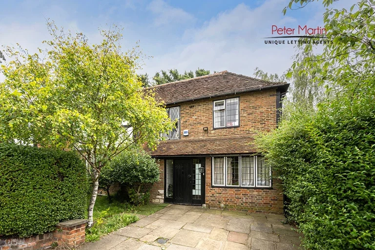 House Portsdown Mews in Greater London