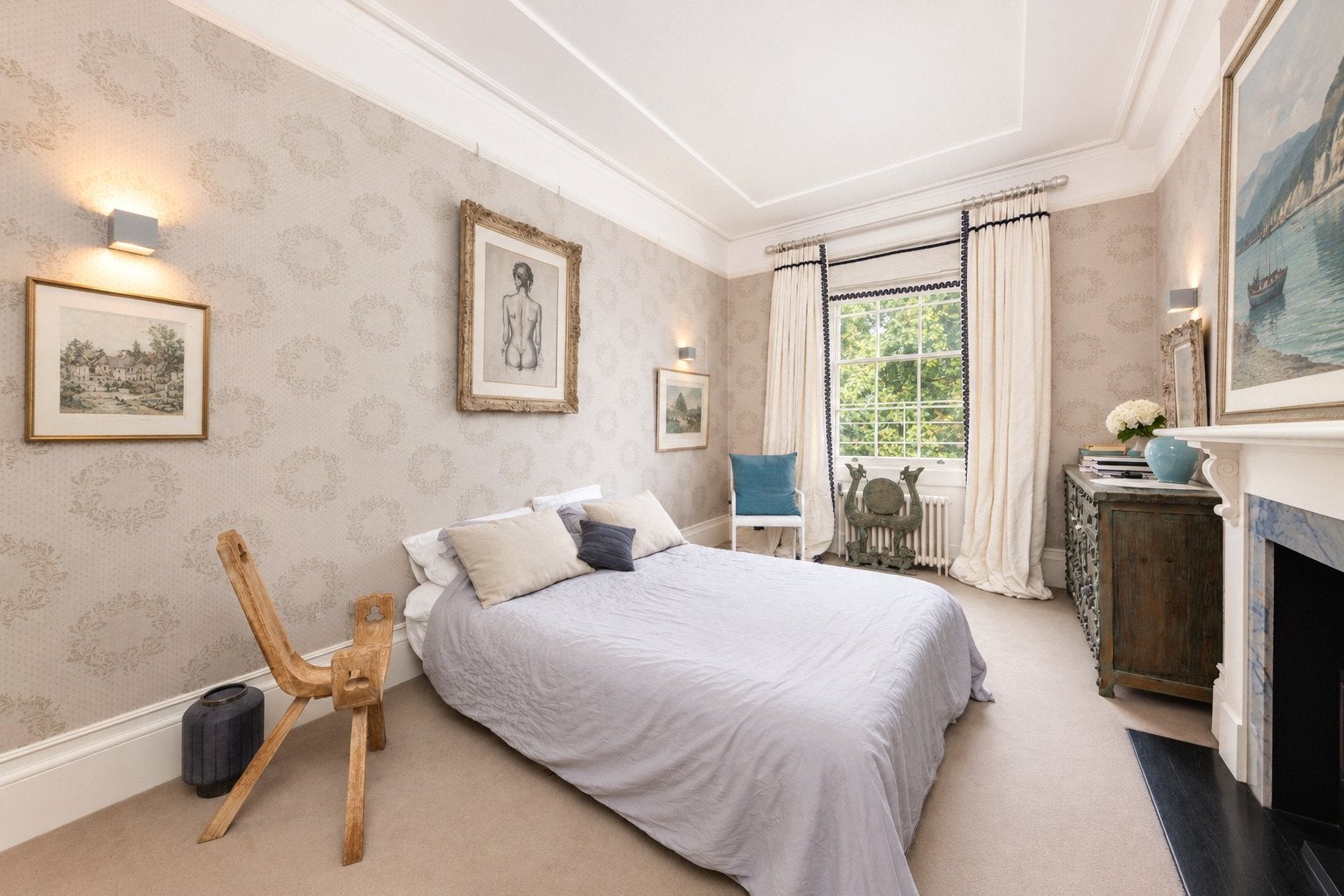 Flat Warwick Square in City of Westminster
