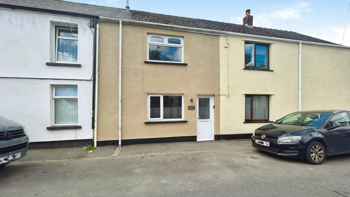 House Upper Woodland Street in Blaenavon