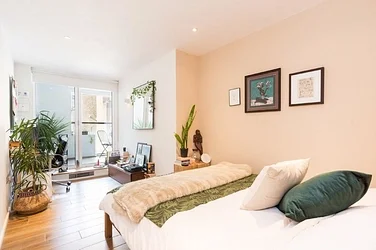 Flat Baynes Street in Greater London