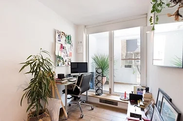 Flat Baynes Street in Greater London