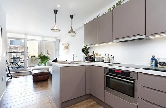 Flat Baynes Street in Greater London