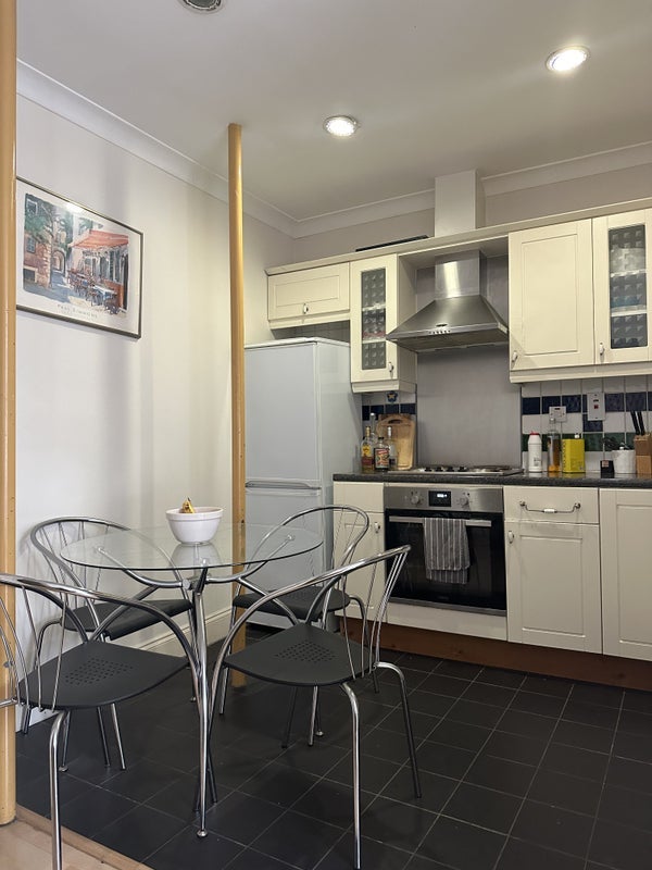 Room Westbourne Grove in City of Westminster