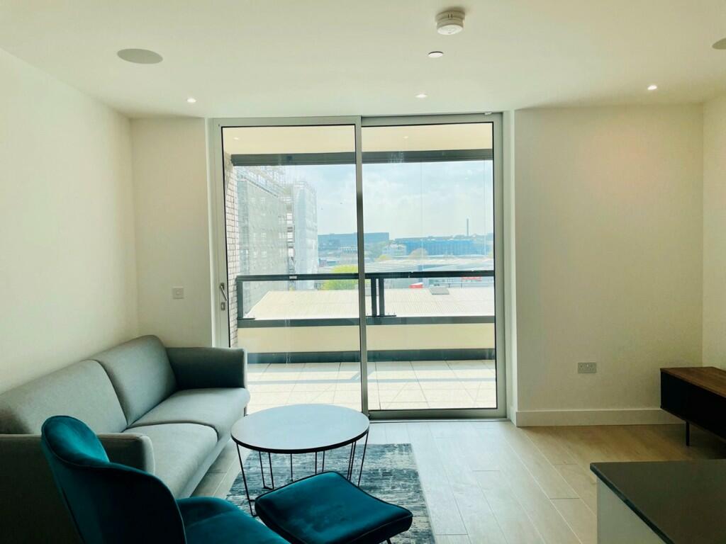 Flat New Tannery Way in Greater London