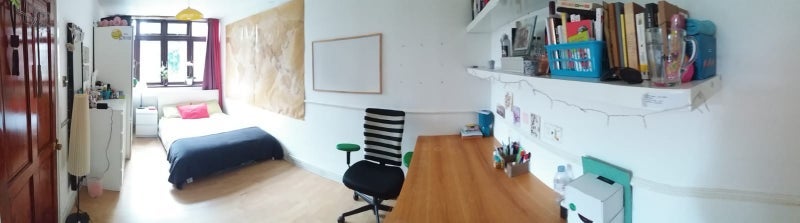 Room Spring Walk in Greater London