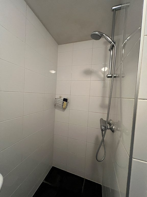 Kamer Van der Doesstraat 10