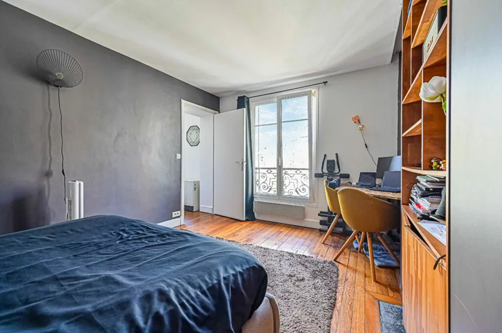 Flat Rue des Pyrénées in Paris