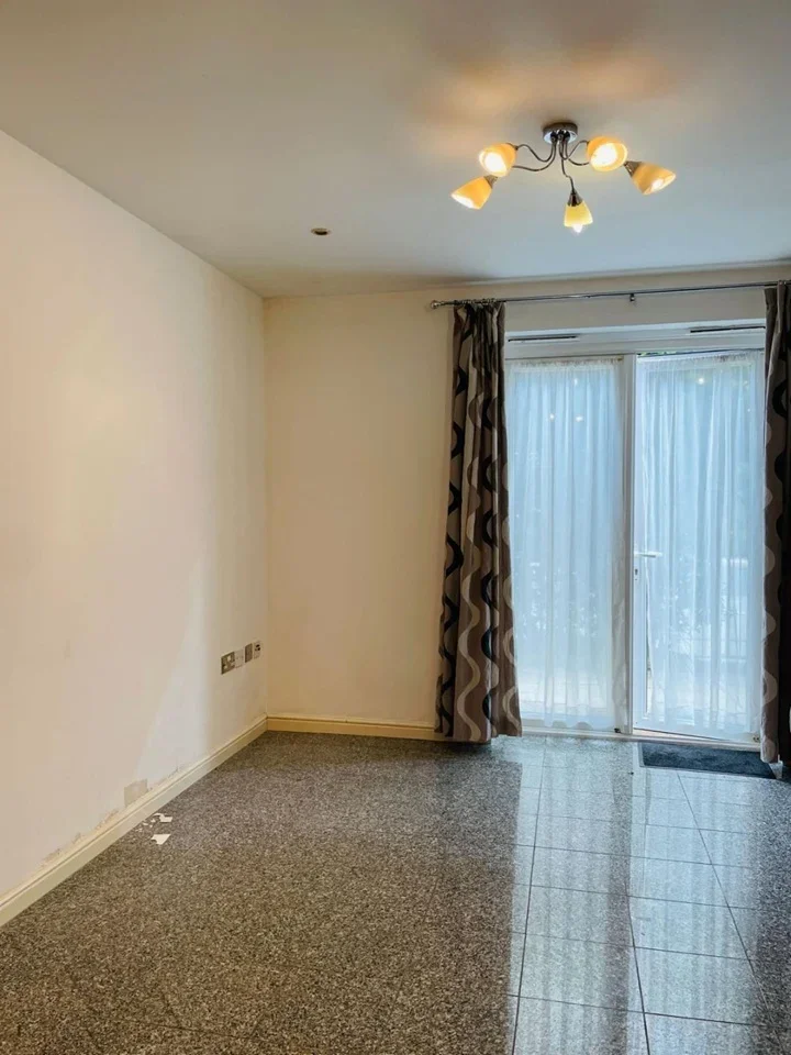 Flat Alexandra Road in Greater London