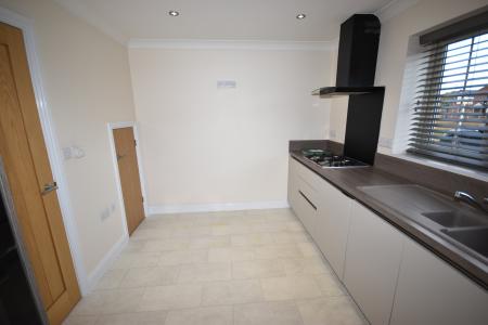 House Sessile Crescent in North Kesteven