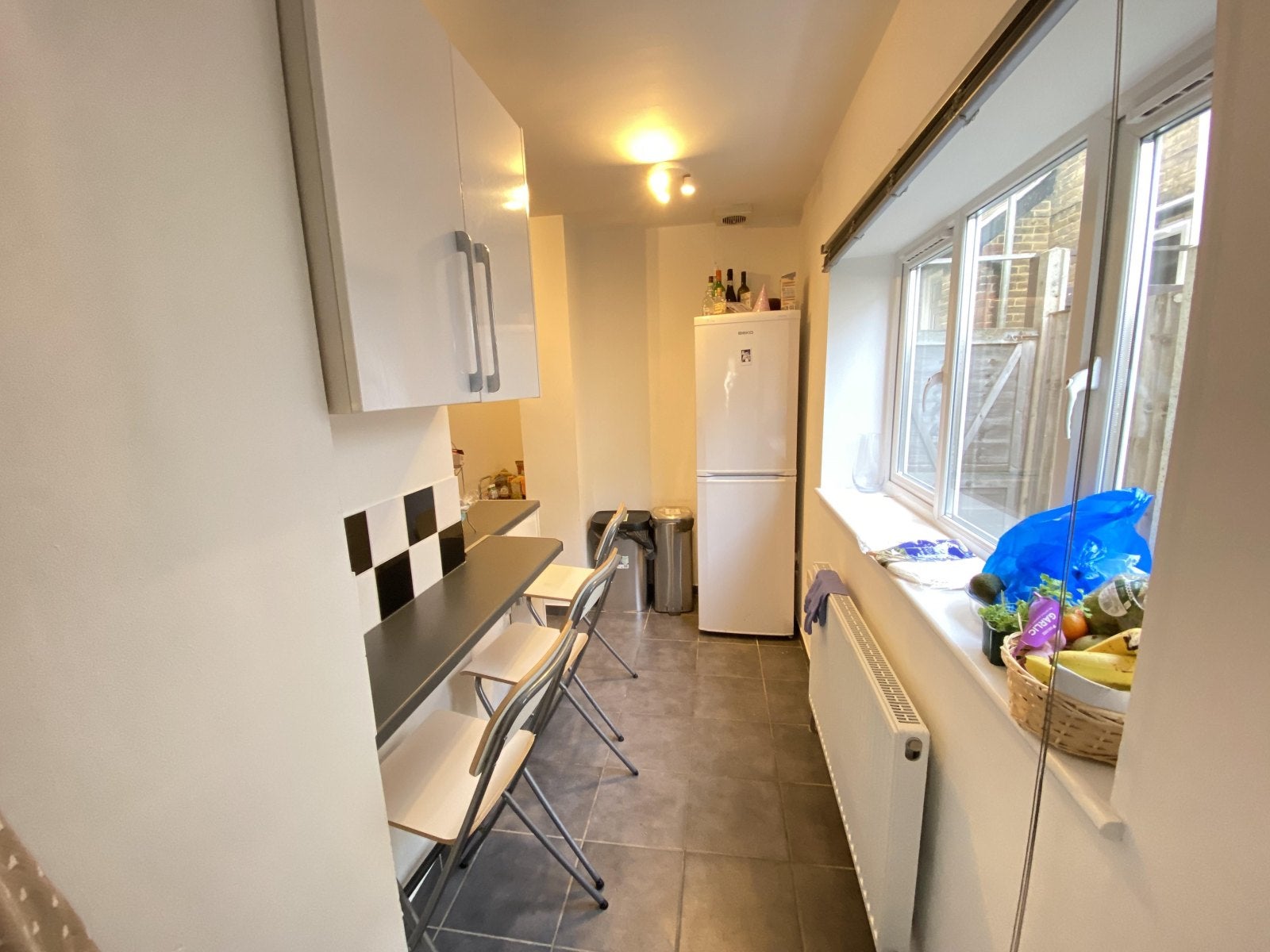 Room Pound Lane in Epsom and Ewell
