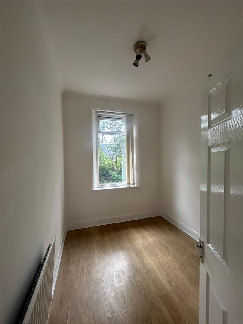 Flat Holly Avenue in North Tyneside