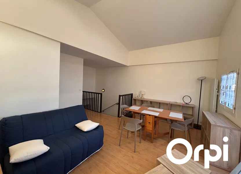 Flat Rue Colbert in Montigny-le-Bretonneux