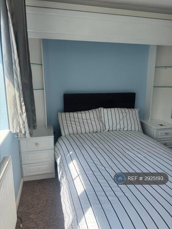 Room Glebewood in Bracknell