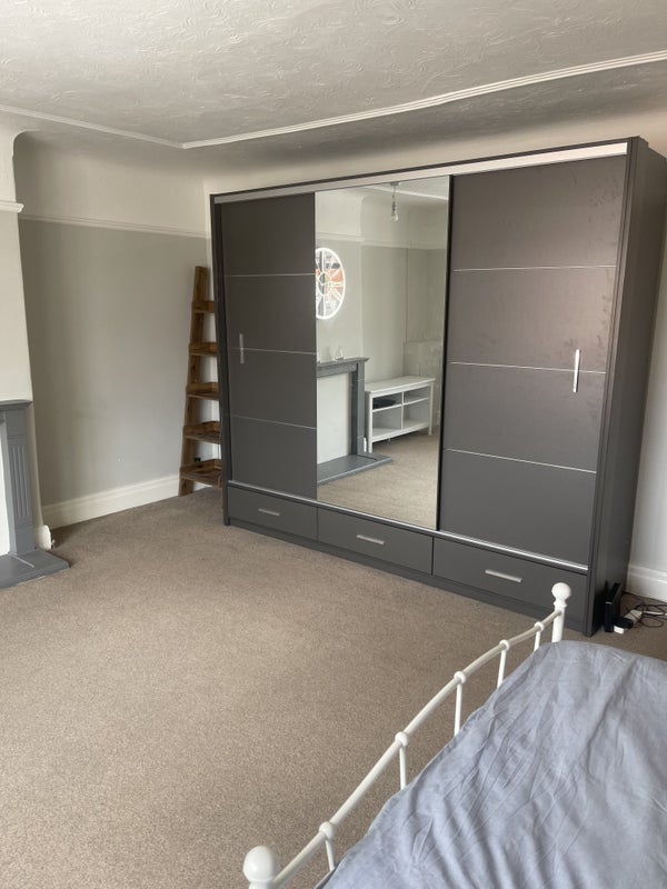 Room Moss Lane in Trafford