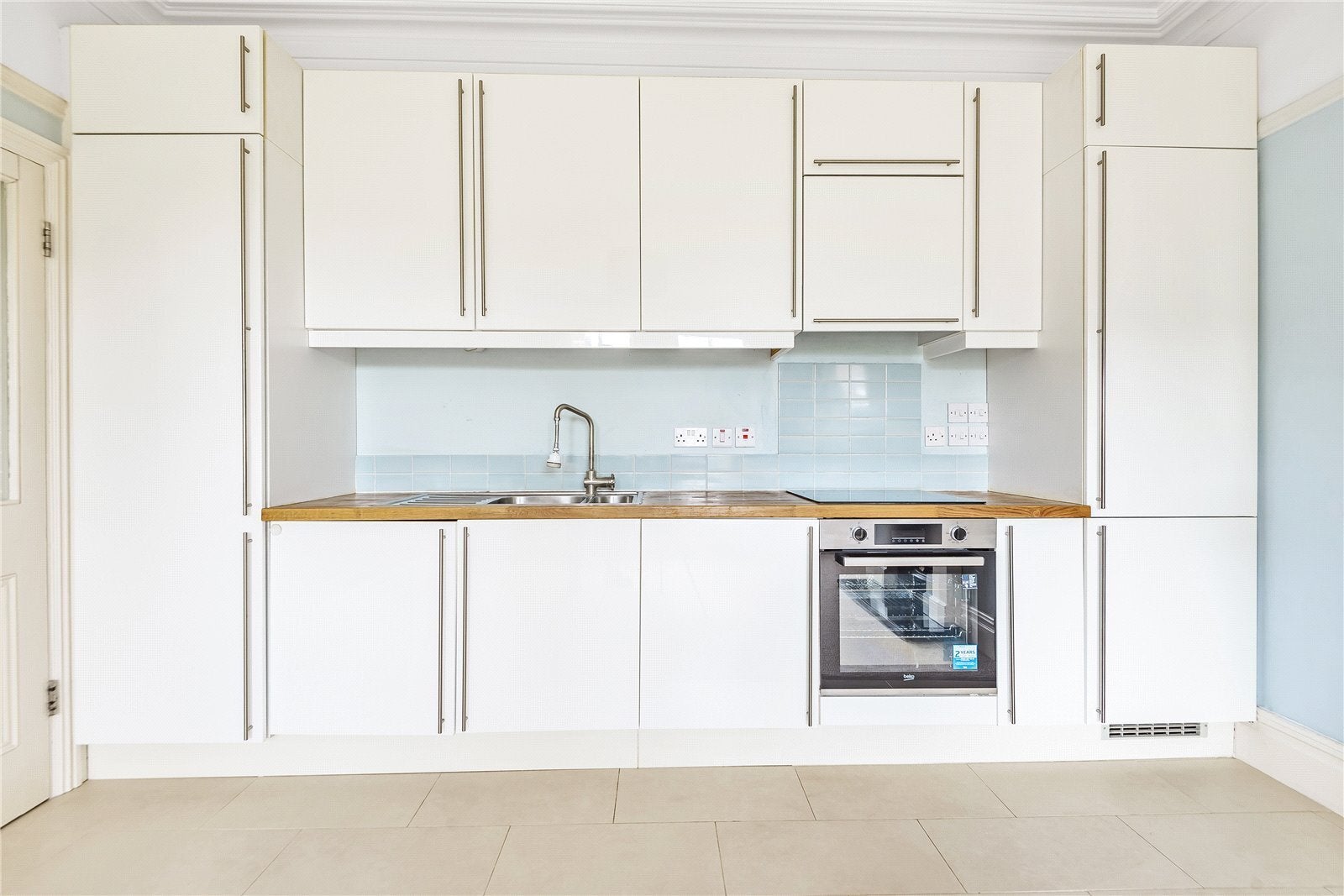 Flat Richmond Road in Greater London