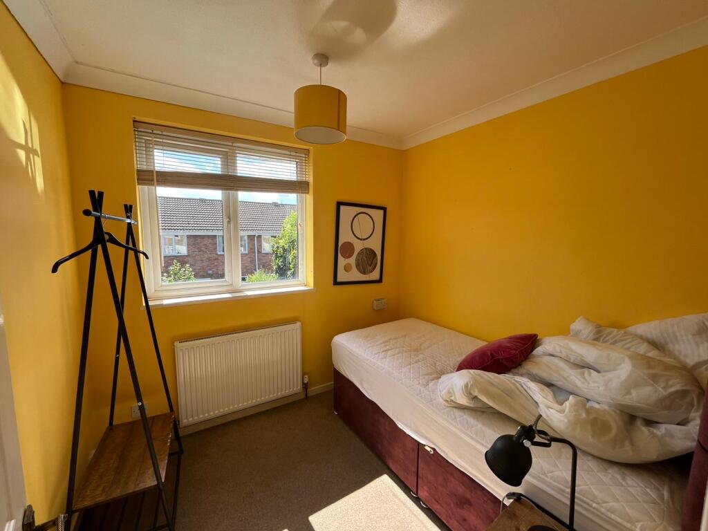 House Tennyson Road in Royal Wootton Bassett