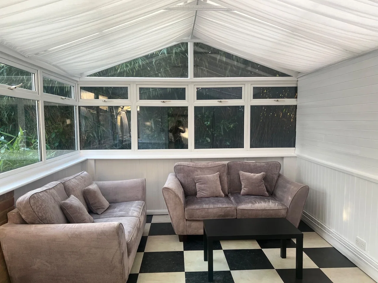 Room Pennyfields in Brentwood