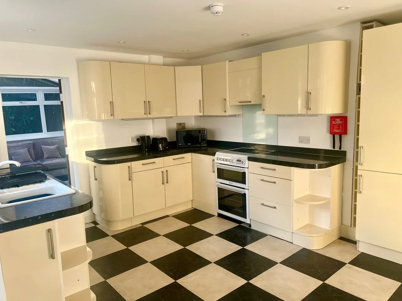 Room Pennyfields in Brentwood