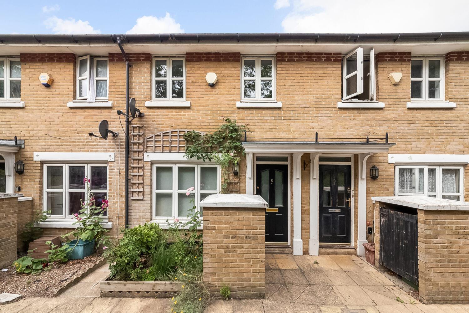 House Grenard Close in Greater London