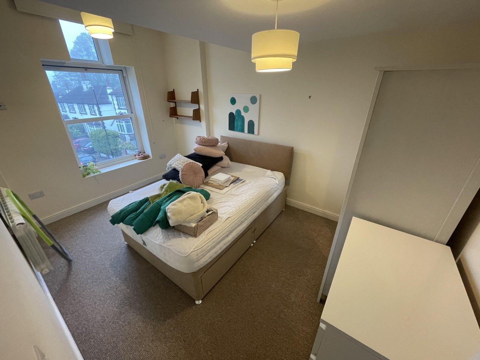 Flat Sandfield Avenue in Leeds