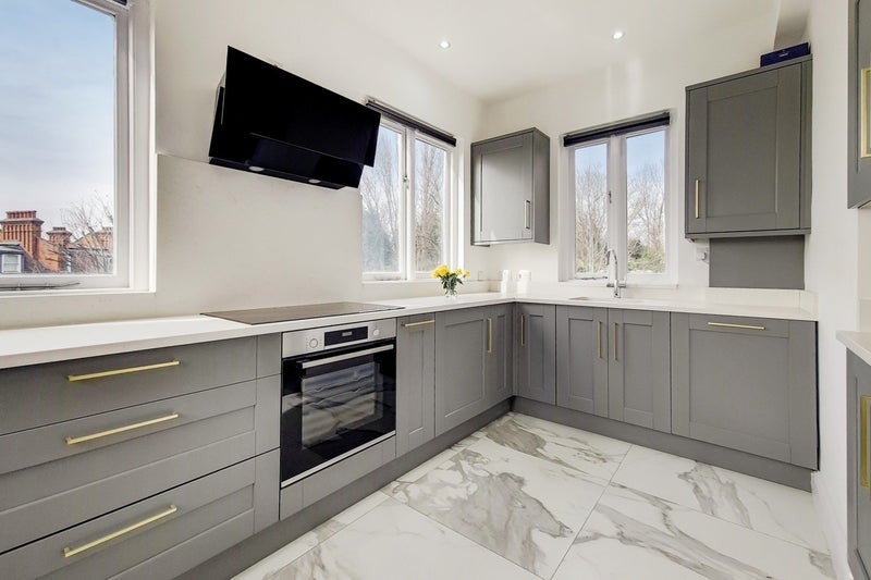 Room Netherhall Gardens in Greater London