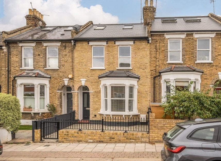 House Underhill Road in Greater London
