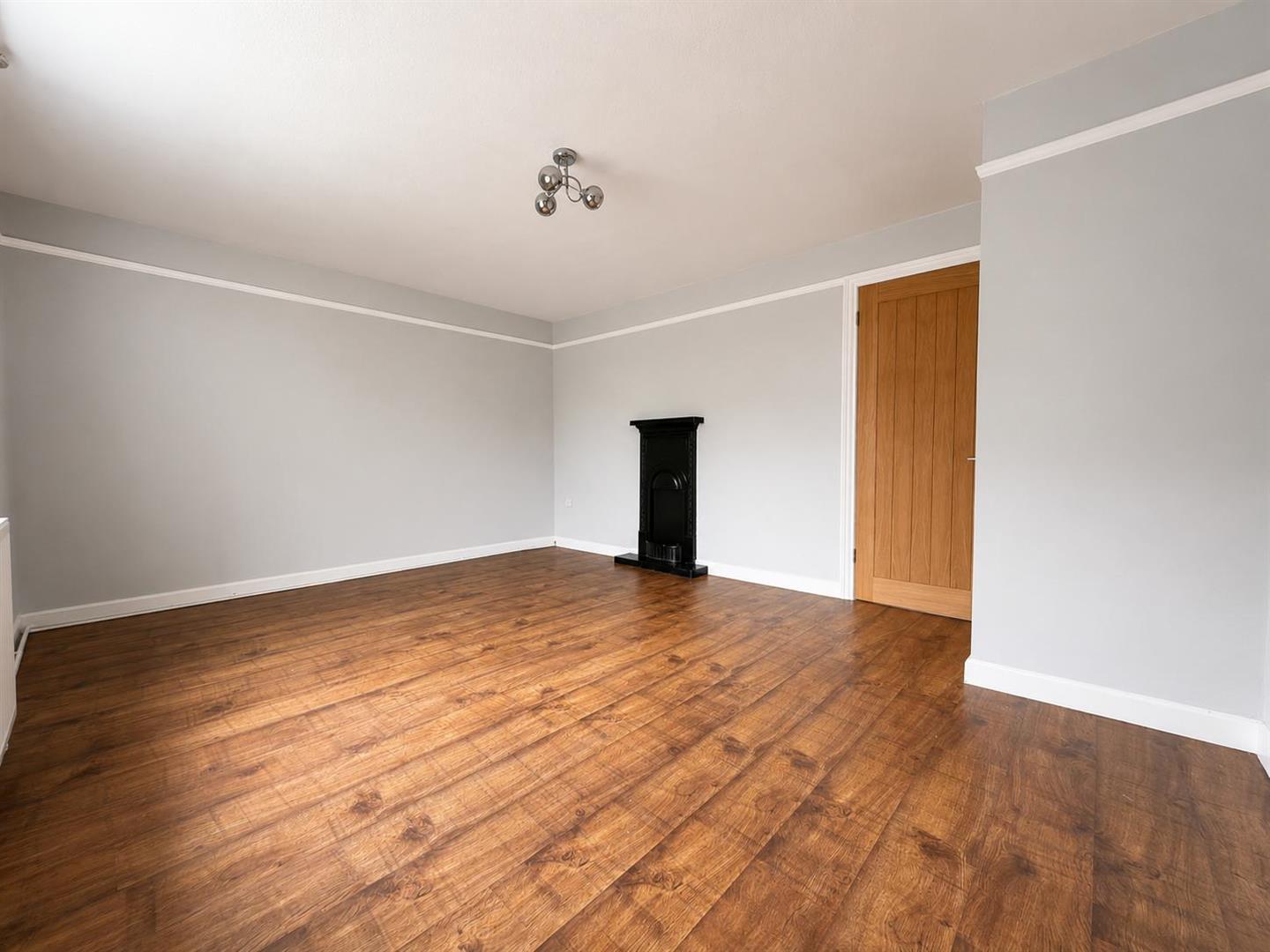 Flat Leam Terrace in Royal Leamington Spa