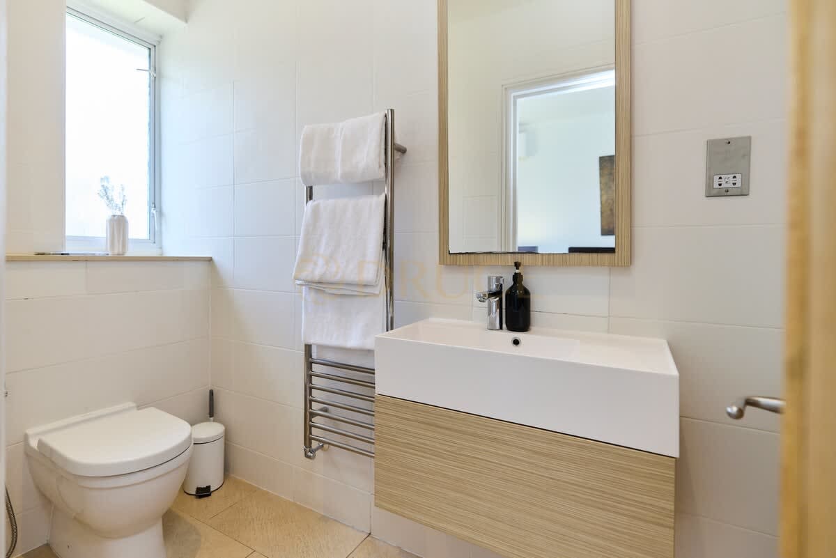 Flat Porchester Terrace in City of Westminster