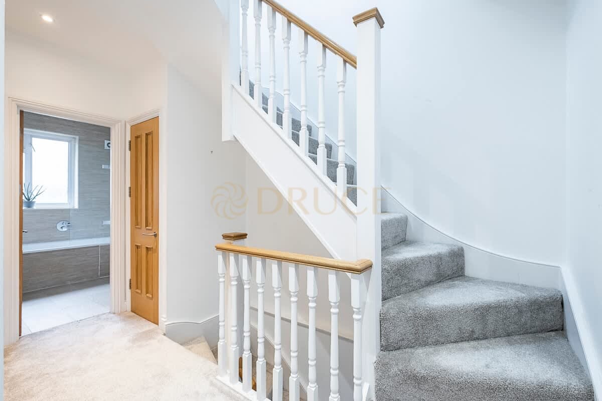 Flat Porchester Terrace in City of Westminster