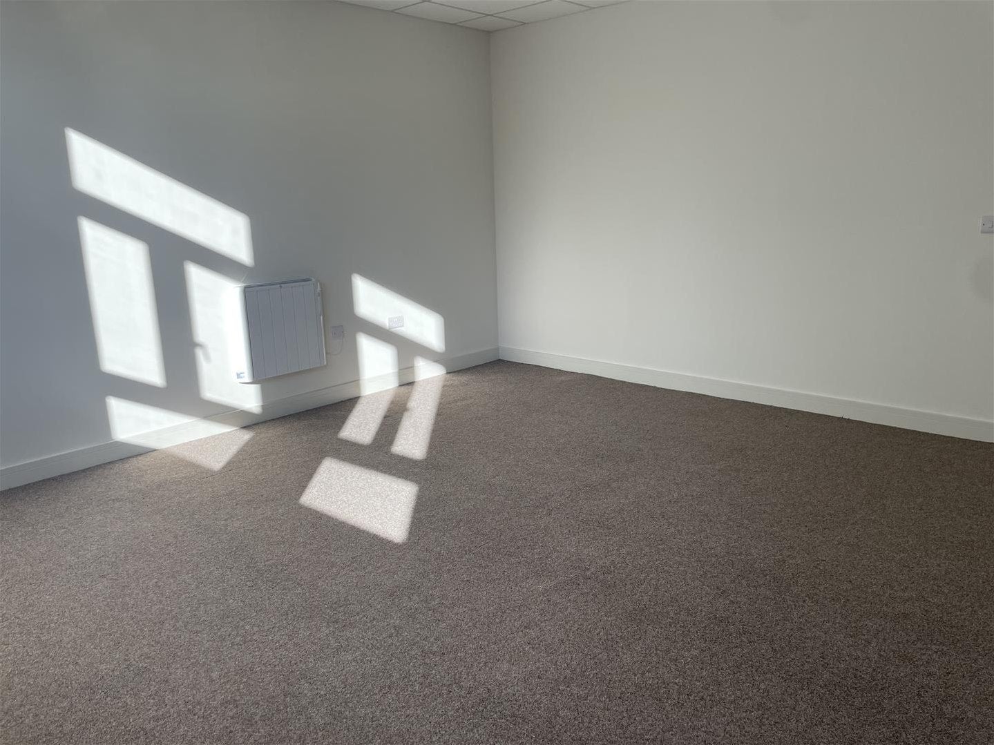 Flat Byron Street in Leeds