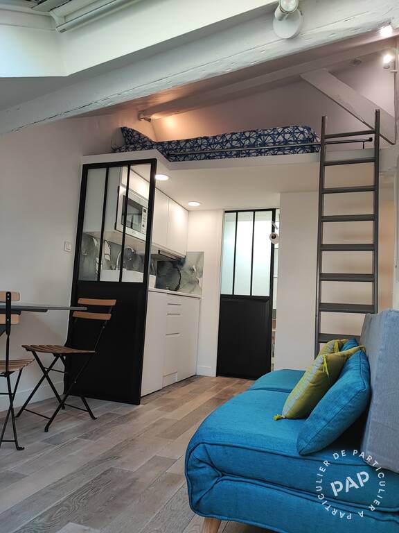 Flat Rue Lécluse in Paris