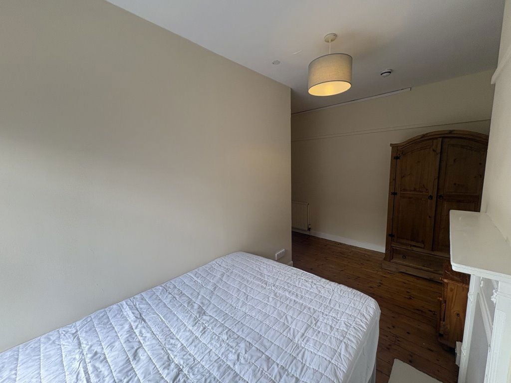 Room Morgan Place in Dundee