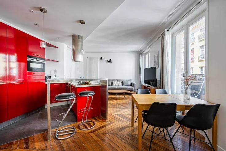 Flat Rue Beauregard in Paris