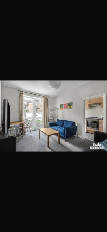 Room Longmead Road in Greater London