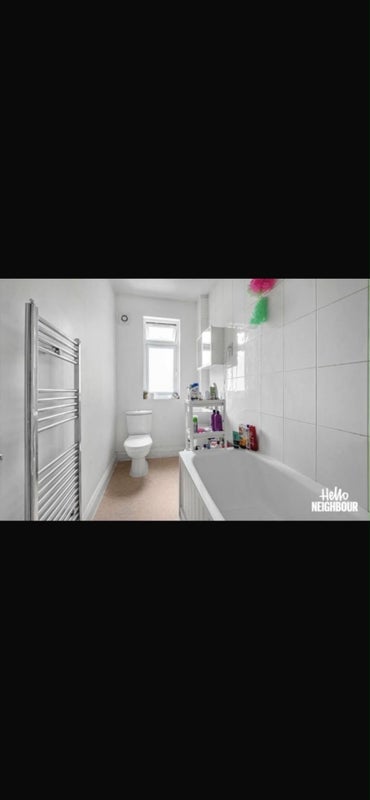 Room Longmead Road in Greater London