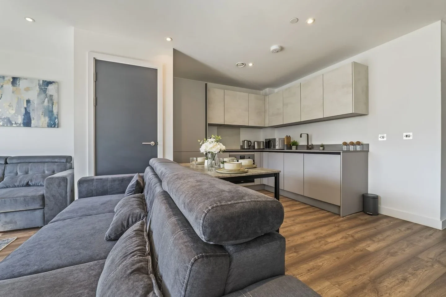 Flat Herschel Street in Slough