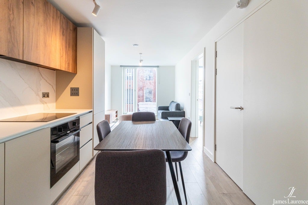 Flat Birchall Street in Birmingham
