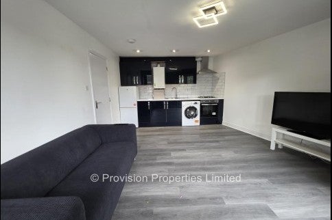 Flat Woodhouse Street in Leeds