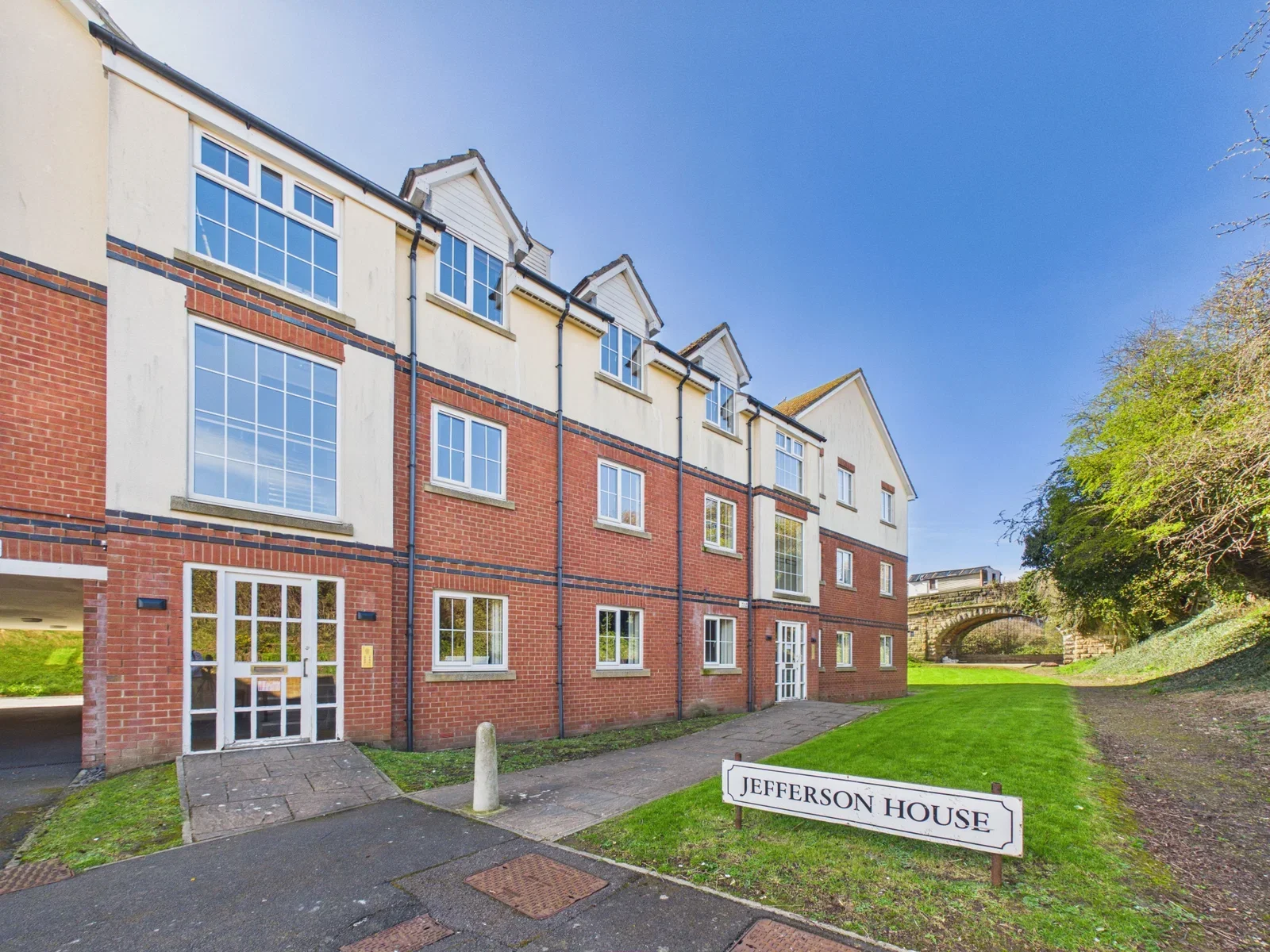 Flat Bridge Mews in Whitby