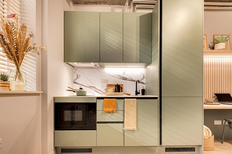 Flat Fitzalan Place in Cardiff
