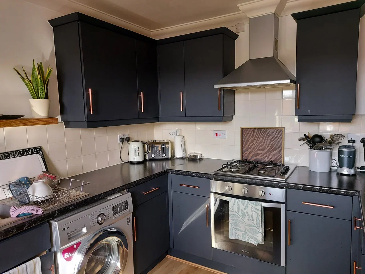 Flat Colebrook Street in Greater London