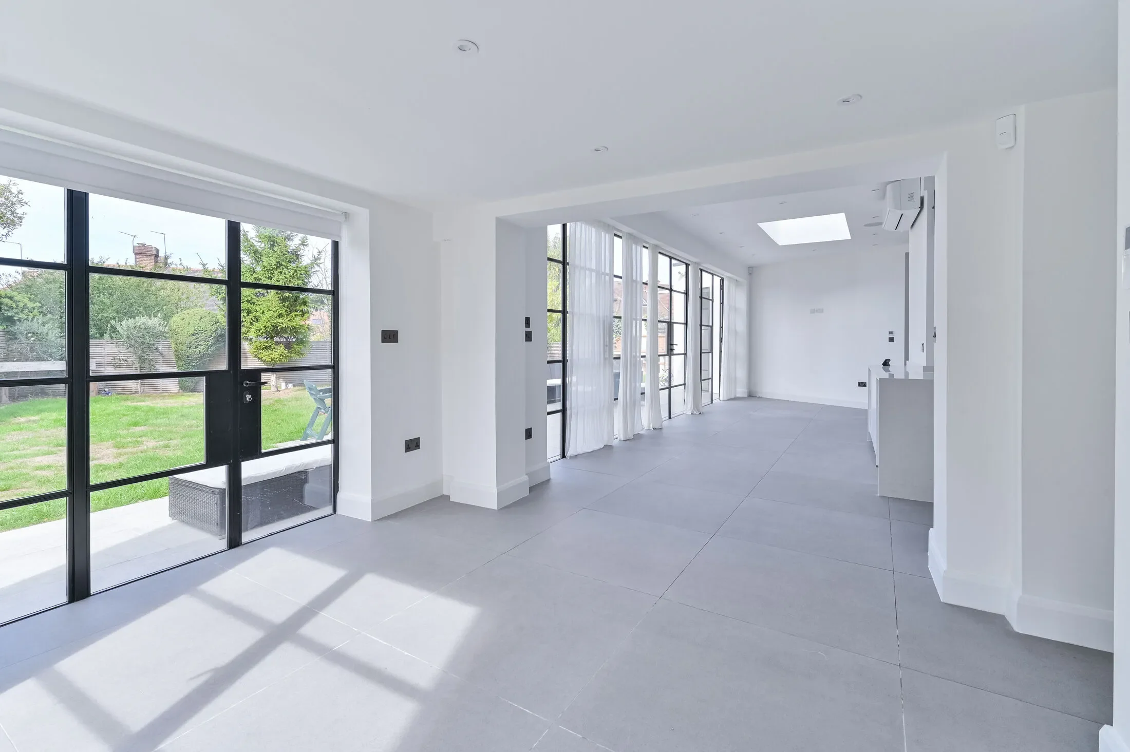 House Dorchester Drive in Greater London